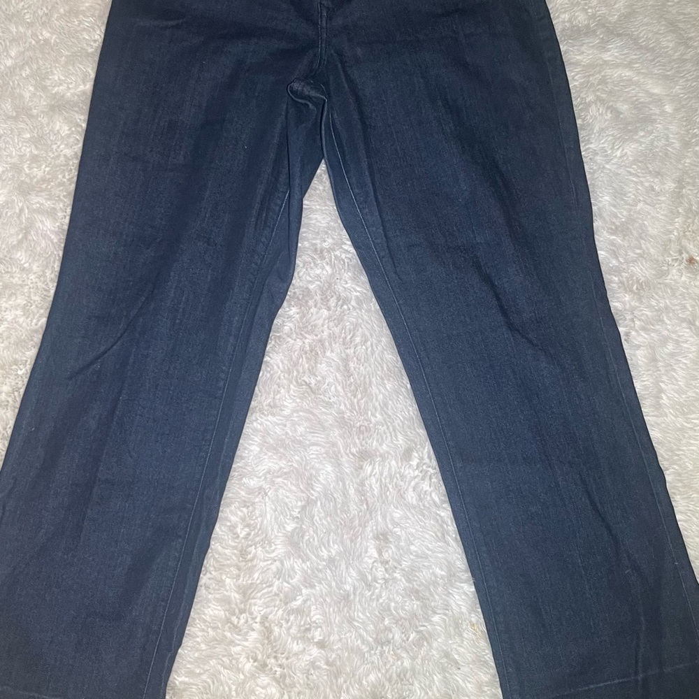 L.L bean women’s dark blue favorite fit curvy jeans size 14 M/T - Picture 8 of 9